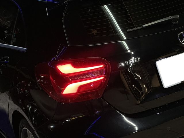 M-BENZ賓士 A180  第4張相片