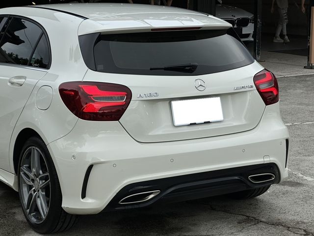 M-BENZ賓士 A180  第4張相片