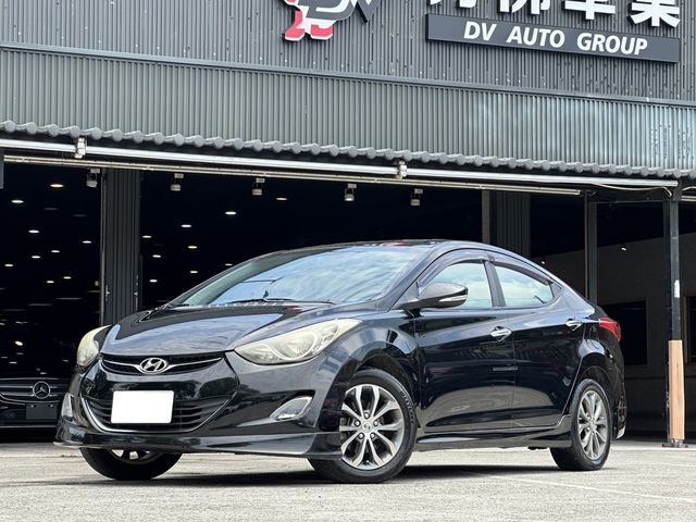 HYUNDAI現代 ELANTRA  第1張相片