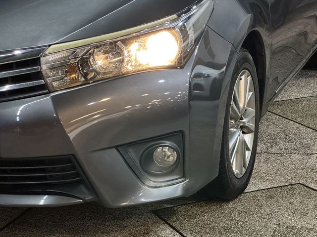 TOYOTA豐田 ALTIS  第3張相片