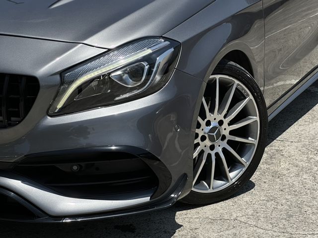 M-BENZ賓士 A180  第3張相片