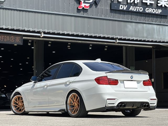 BMW寶馬 328I  第2張相片
