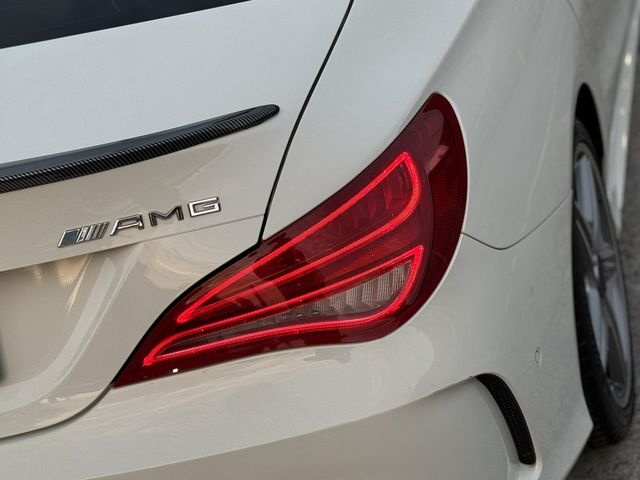 M-BENZ賓士 CLA250  第4張相片
