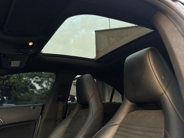 M-BENZ賓士 CLA250  第6張相片