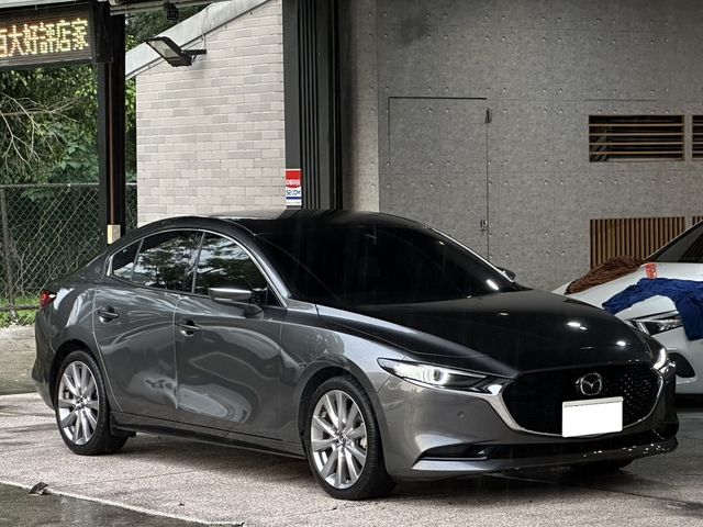 MAZDA馬自達 MAZDA 3  第1張相片