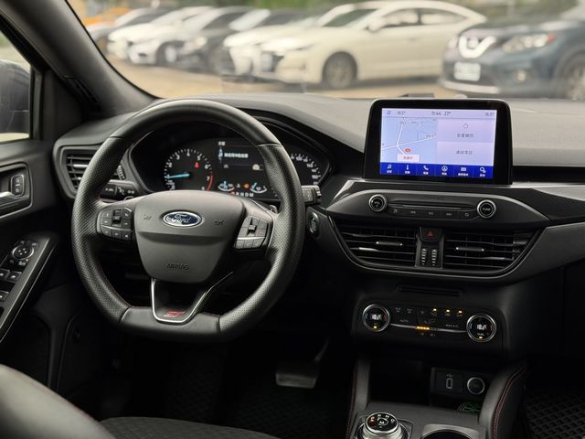 FORD福特 FOCUS  第6張相片