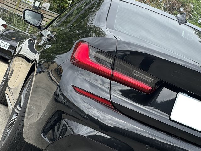 BMW寶馬 320I  第8張相片