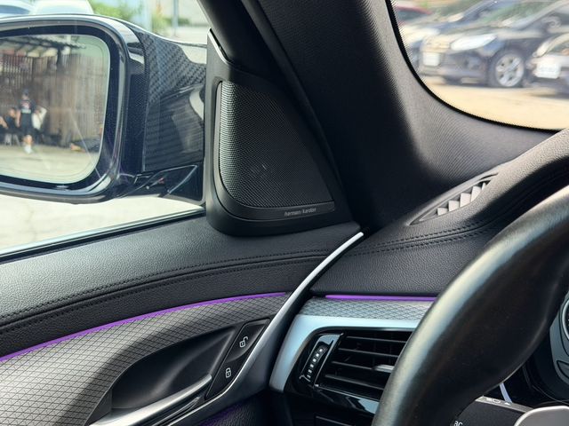 BMW寶馬 520I  第8張相片