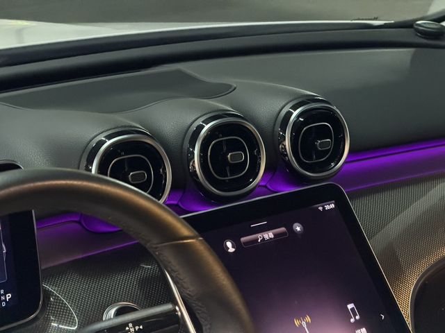M-BENZ賓士 C300  第7張相片