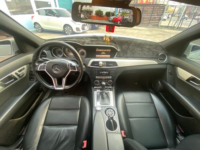 M-Benz 賓士 C250  第5張相片