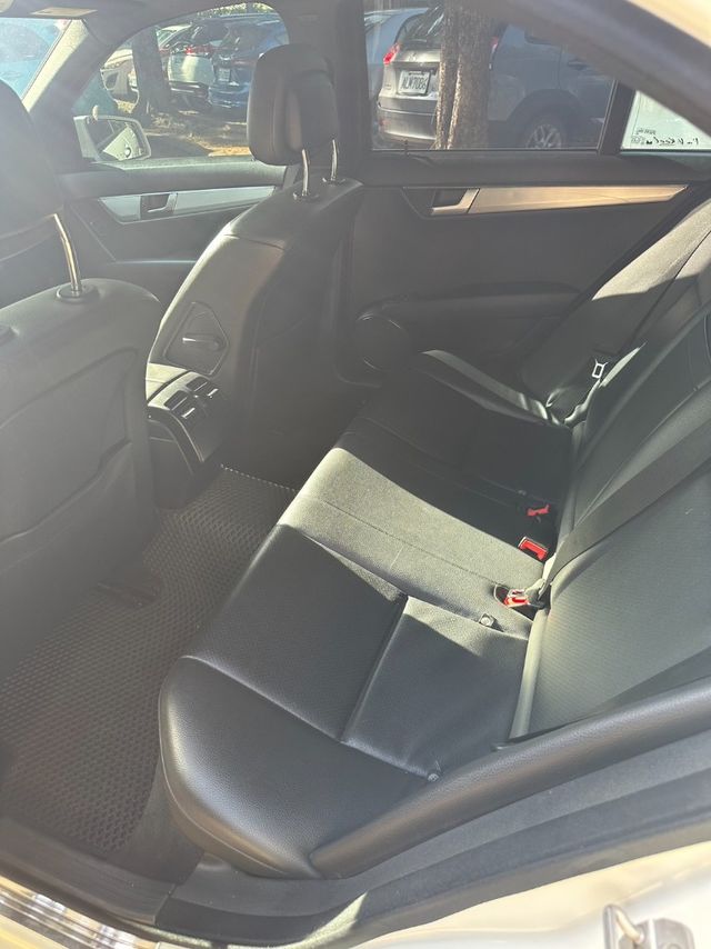 M-Benz 賓士 C250  第6張相片