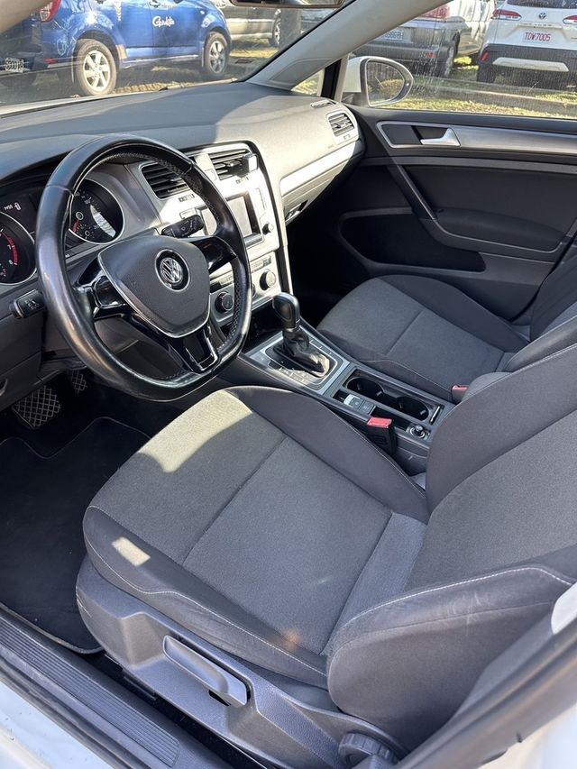 VOLKSWAGEN福斯 GOLF  第7張相片
