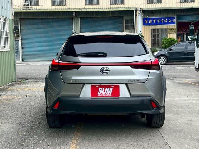 LEXUS凌志 UX250H  第2張相片
