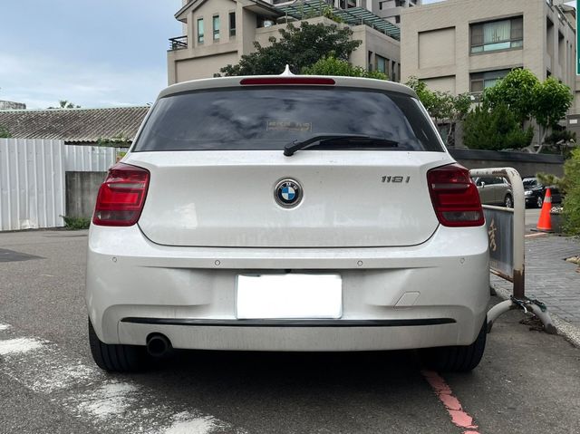 BMW寶馬 118I  第11張相片