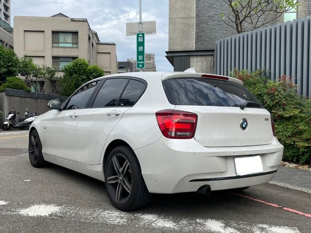 BMW寶馬 118I  第13張相片