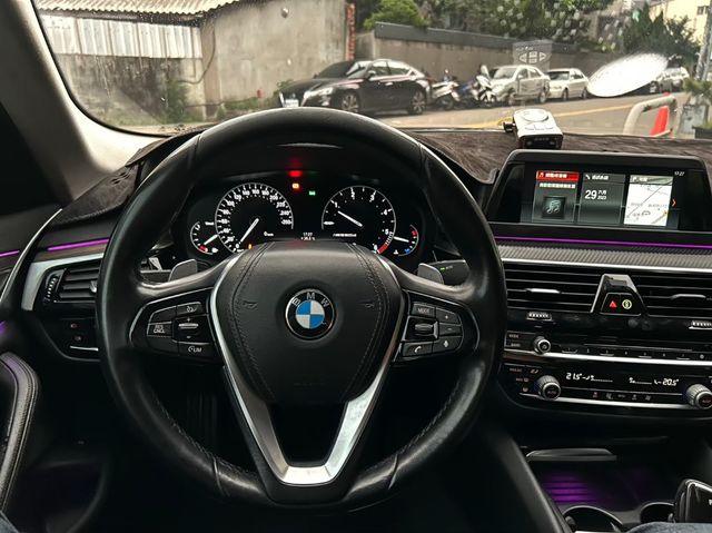 BMW寶馬 520D  第4張相片