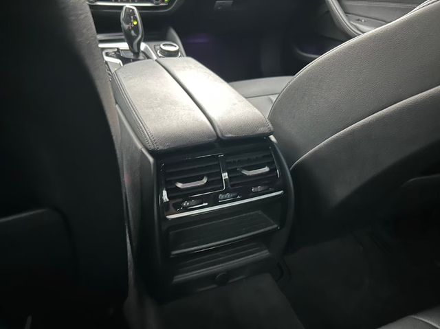 BMW寶馬 520D  第10張相片