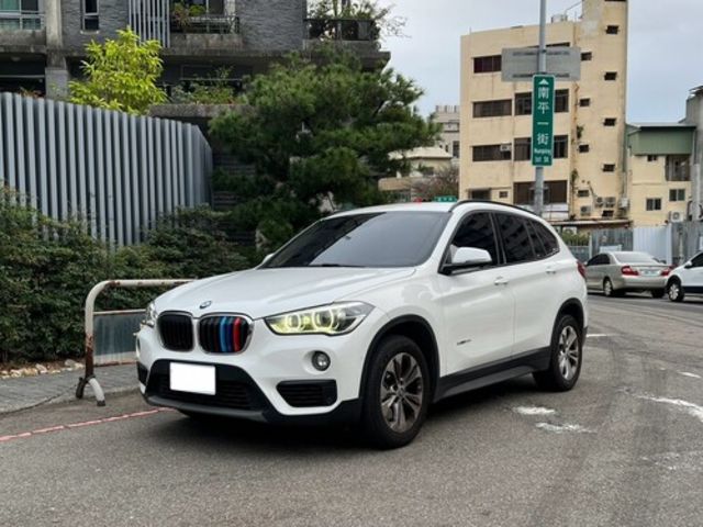 BMW寶馬 X1  第1張相片