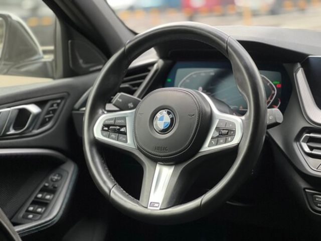 BMW寶馬 118I  第7張相片