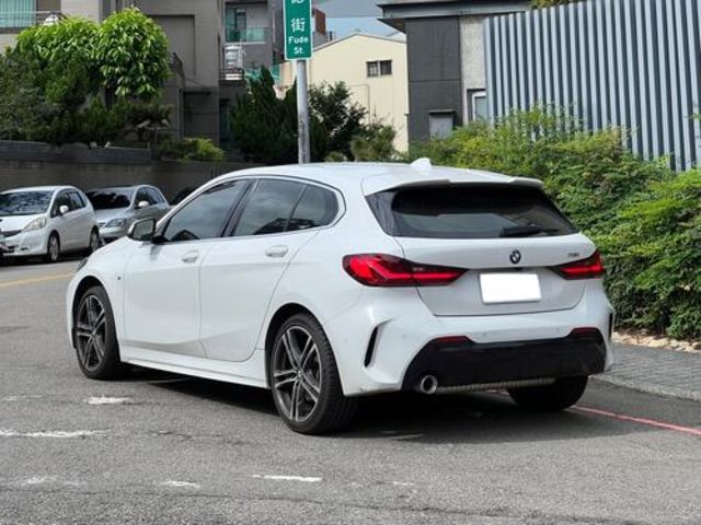 BMW寶馬 118I  第19張相片