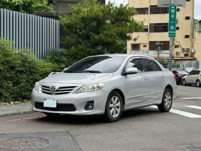 TOYOTA豐田 ALTIS  第1張相片
