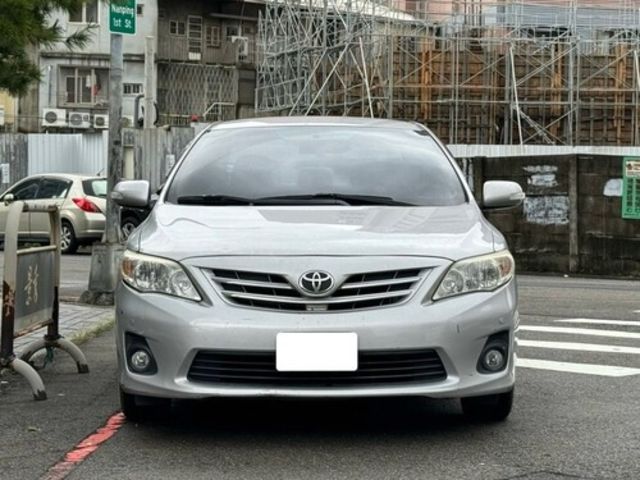 TOYOTA豐田 ALTIS  第2張相片