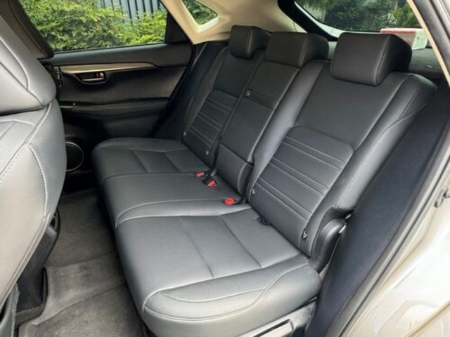 LEXUS凌志 NX200  第14張相片
