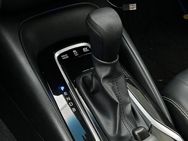 TOYOTA豐田 COROLLA ALTIS HYBRID  第9張相片