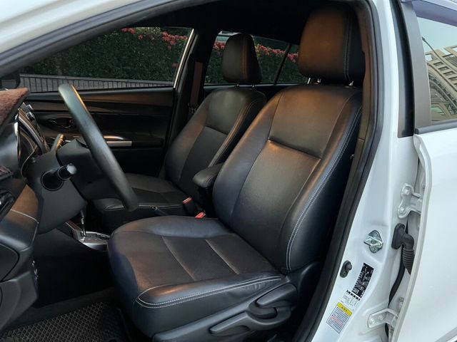 TOYOTA豐田 YARIS  第2張相片