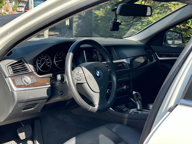 BMW寶馬 520I  第4張相片