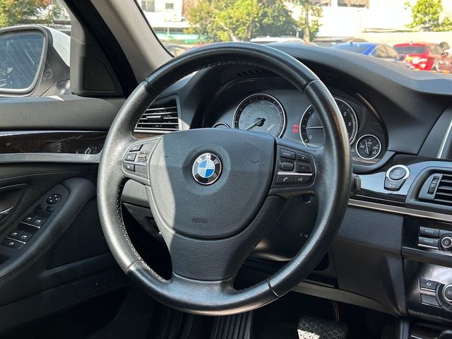 BMW寶馬 520I  第5張相片