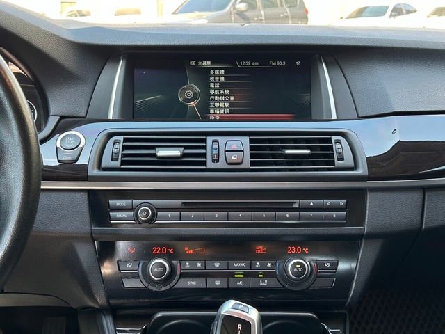 BMW寶馬 520I  第7張相片