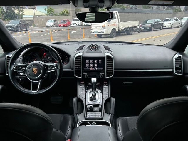 PORSCHE保時捷 CAYENNE  第9張相片