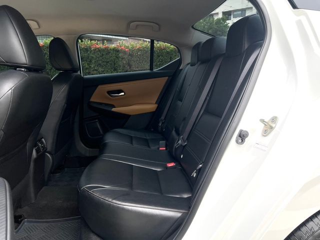 NISSAN日產 SENTRA  第14張相片