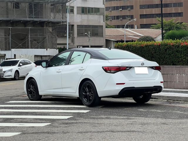 NISSAN日產 SENTRA  第15張相片