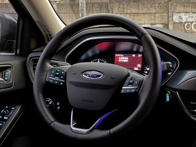 FORD福特 FOCUS  第6張相片