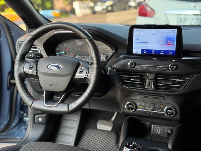 FORD福特 FOCUS  第8張相片