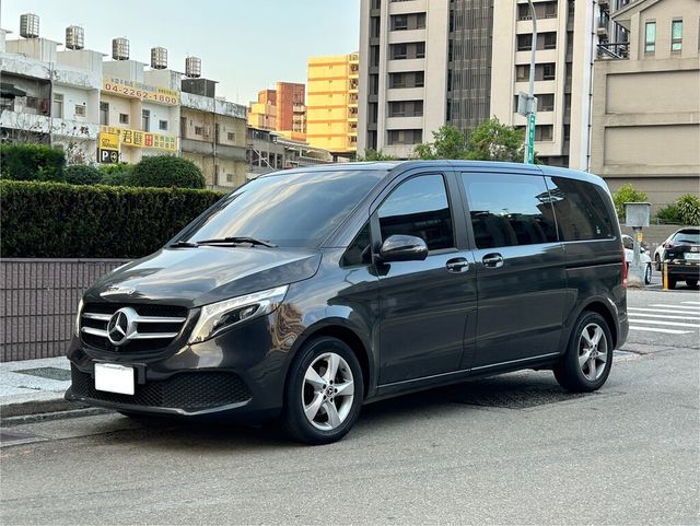 M-BENZ賓士 V250 D  第1張相片