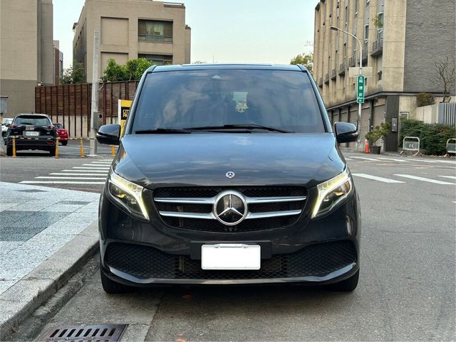 M-BENZ賓士 V250 D  第3張相片