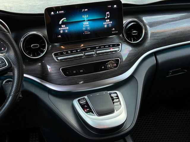 M-BENZ賓士 V250 D  第7張相片