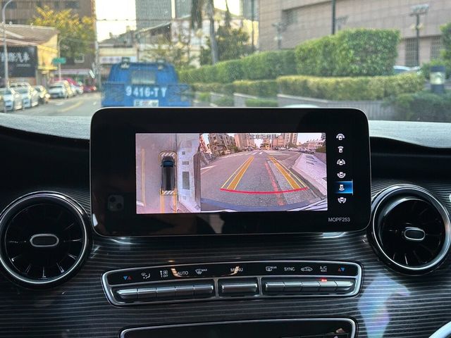 M-BENZ賓士 V250 D  第9張相片