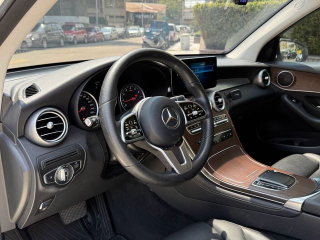 M-BENZ賓士 GLC300  第11張相片