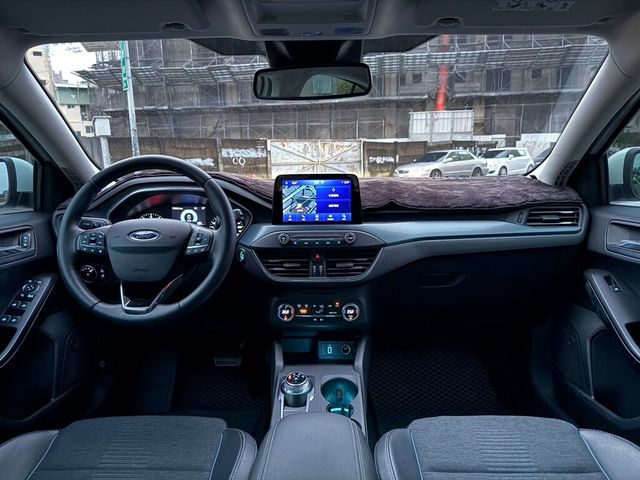 FORD福特 FOCUS ACTIVE  第23張相片