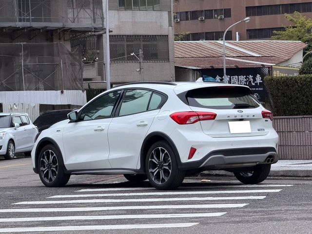 FORD福特 FOCUS ACTIVE  第29張相片