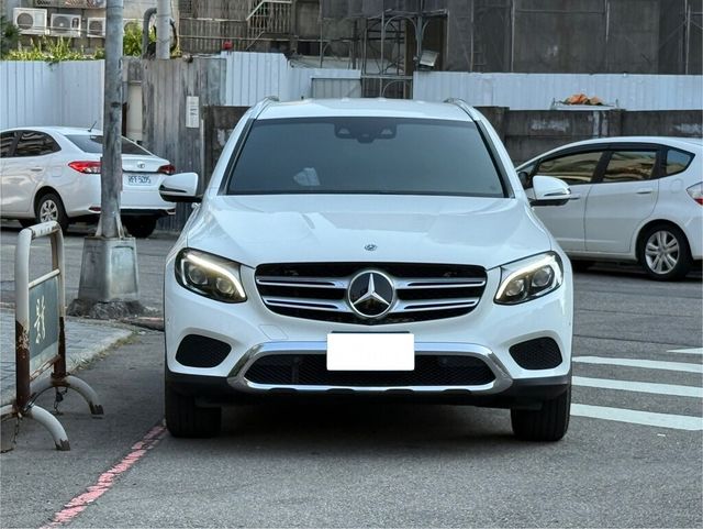 M-BENZ賓士 GLC250  第2張相片