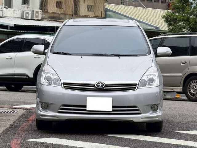 TOYOTA豐田 WISH  第2張相片