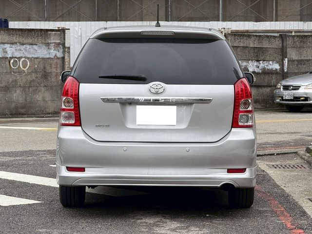TOYOTA豐田 WISH  第4張相片
