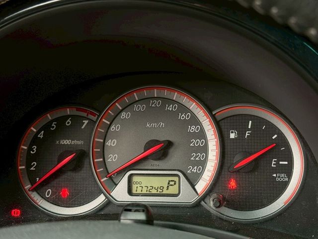 TOYOTA豐田 WISH  第7張相片