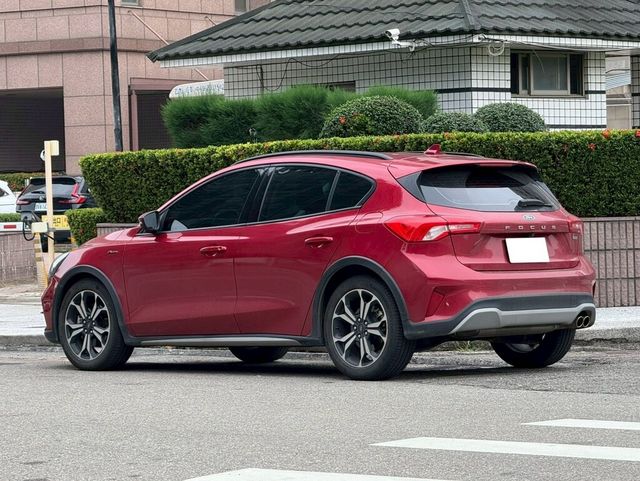 FORD福特 FOCUS ACTIVE  第3張相片
