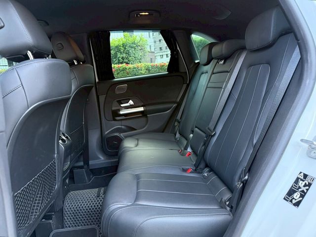 M-BENZ賓士 B180  第17張相片